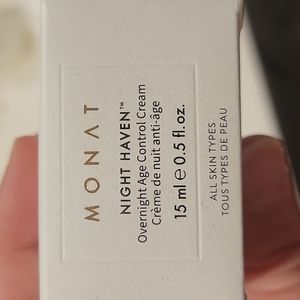Monat Night Haven cream